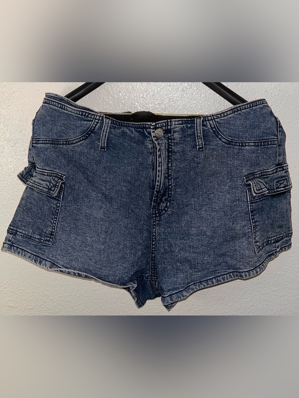 wild fable Men's Washed Dark Blue Denim Shorts
